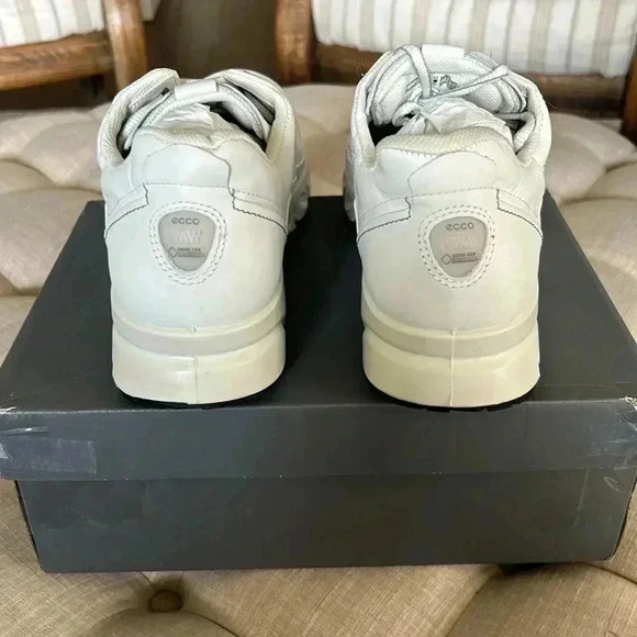 ECCO - MENS MULTI-VENT SHOES white 11-11.5 - Picture 4 of 9